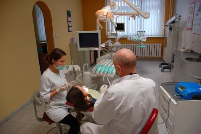 PRIMA DENT - Stomatolog, Implanty, Ortodonta, Dentysta, Protetyka, Periodontolog